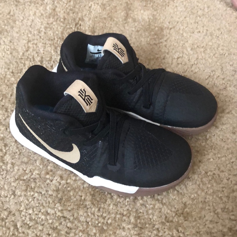 KYRIE IRVING toddler kicks